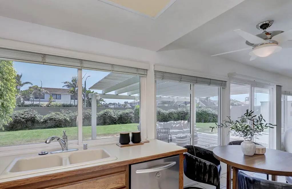 Photo of 18022 Dellglen Cir, Huntington Beach, CA 92647